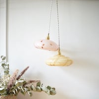 Image 1 of Suspension Ou Baladeuse En Verre De Clichy rose