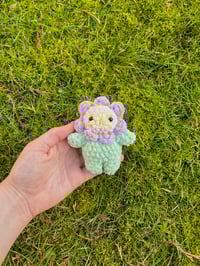 Image 3 of  Baby Flower Pal