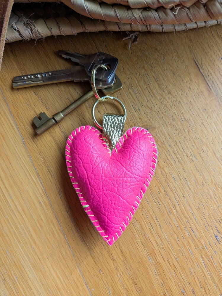 Image of Neon Pink Super Mum Keyring