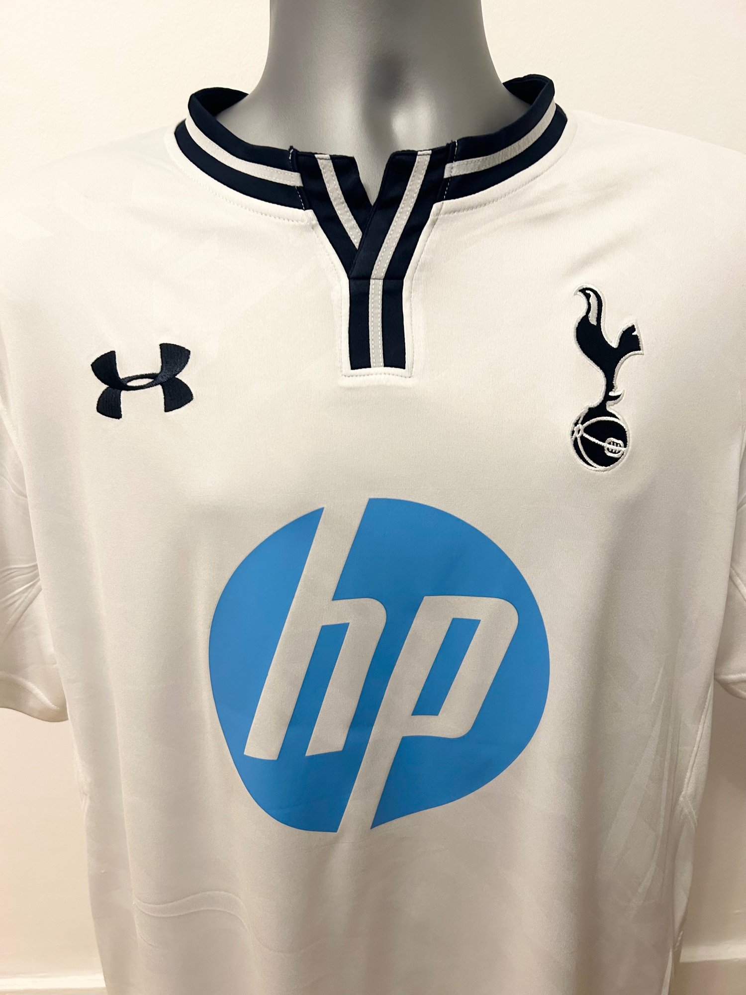 Image of Tottenham Hotspur “KANE 37” 2013/14 Home Shirt + PL patches (L)