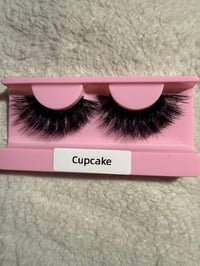 Image 2 of Cupcake
