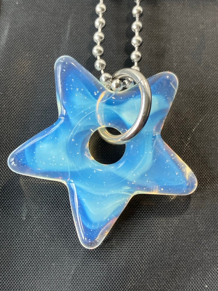 Image of opaline star