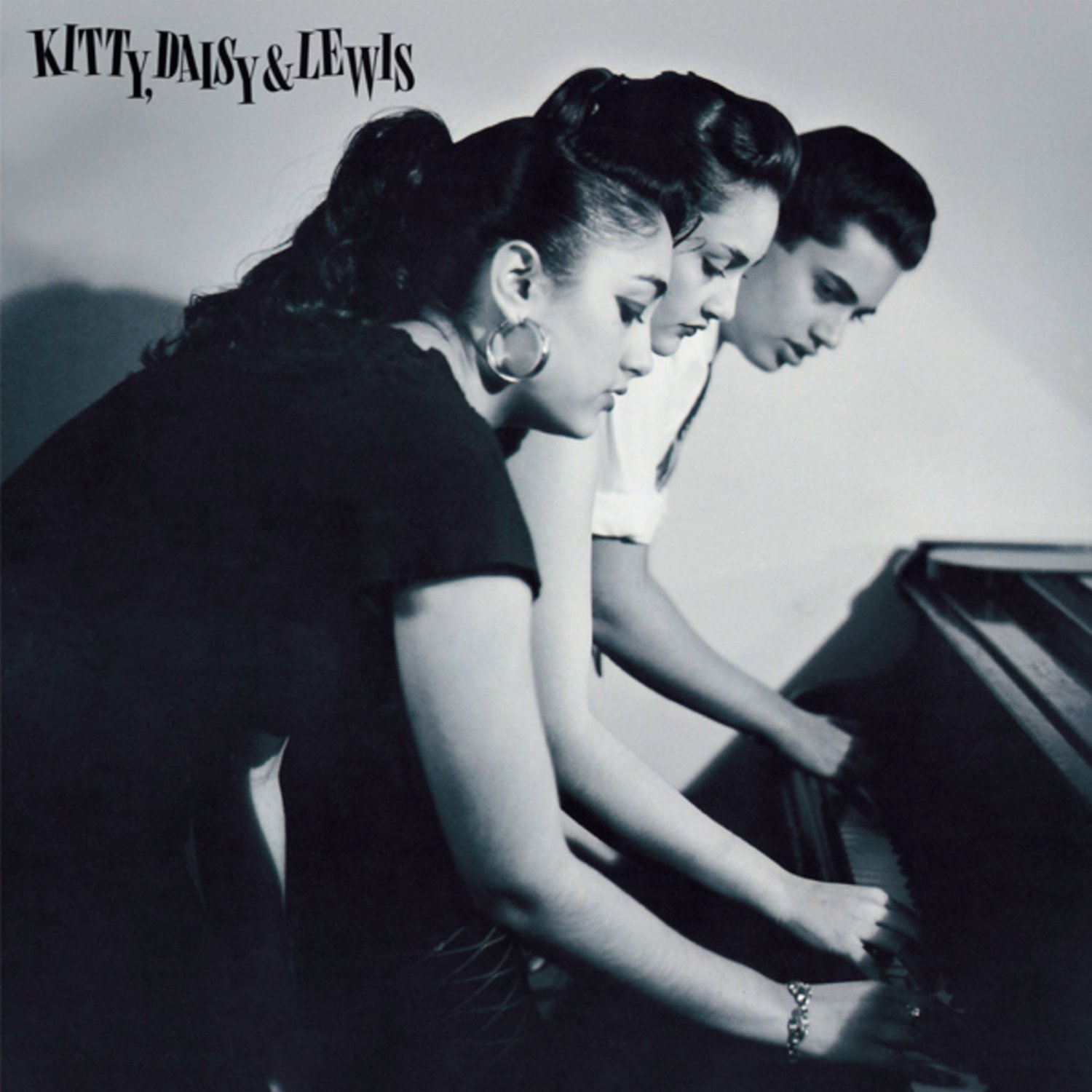 Kitty Daisy & Lewis Down On My Knees