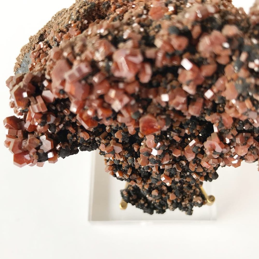 Image of Vanadinite no.01 + Lucite and Brass Stand Pairing