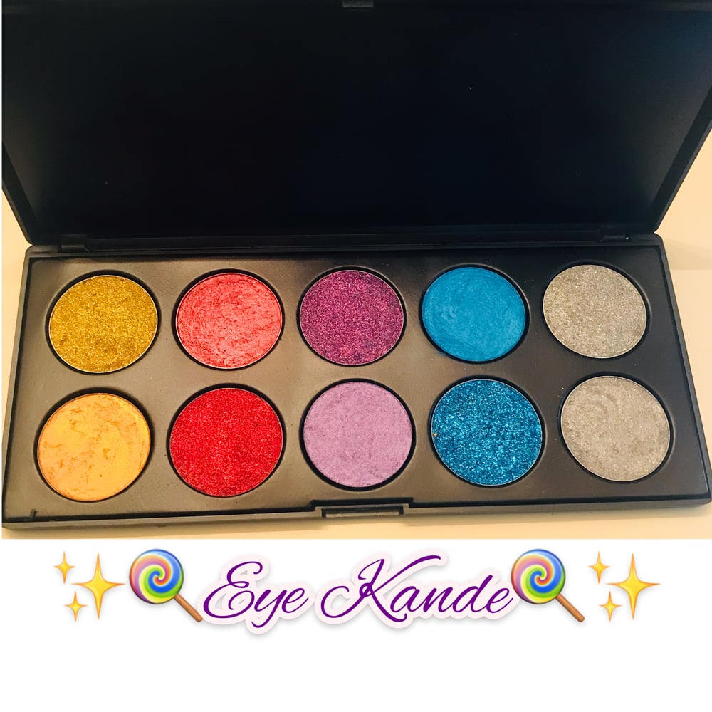 Image of ✨🍭EyeKande Pallet🍭✨