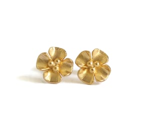 Image of Small Buttercup earstuds