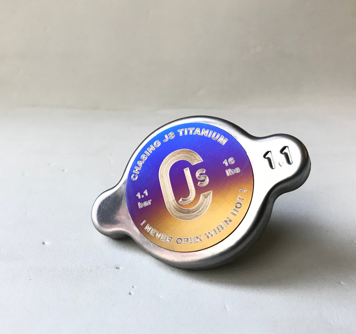Chasing JS Type 1 Titanium Radiator Cap | Chasing JS