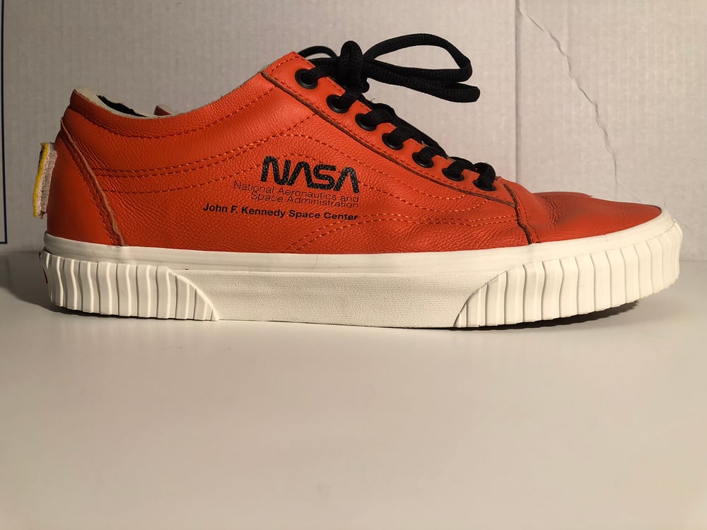 Image of Vans old skool X NASA Space Voyager Firecracker 