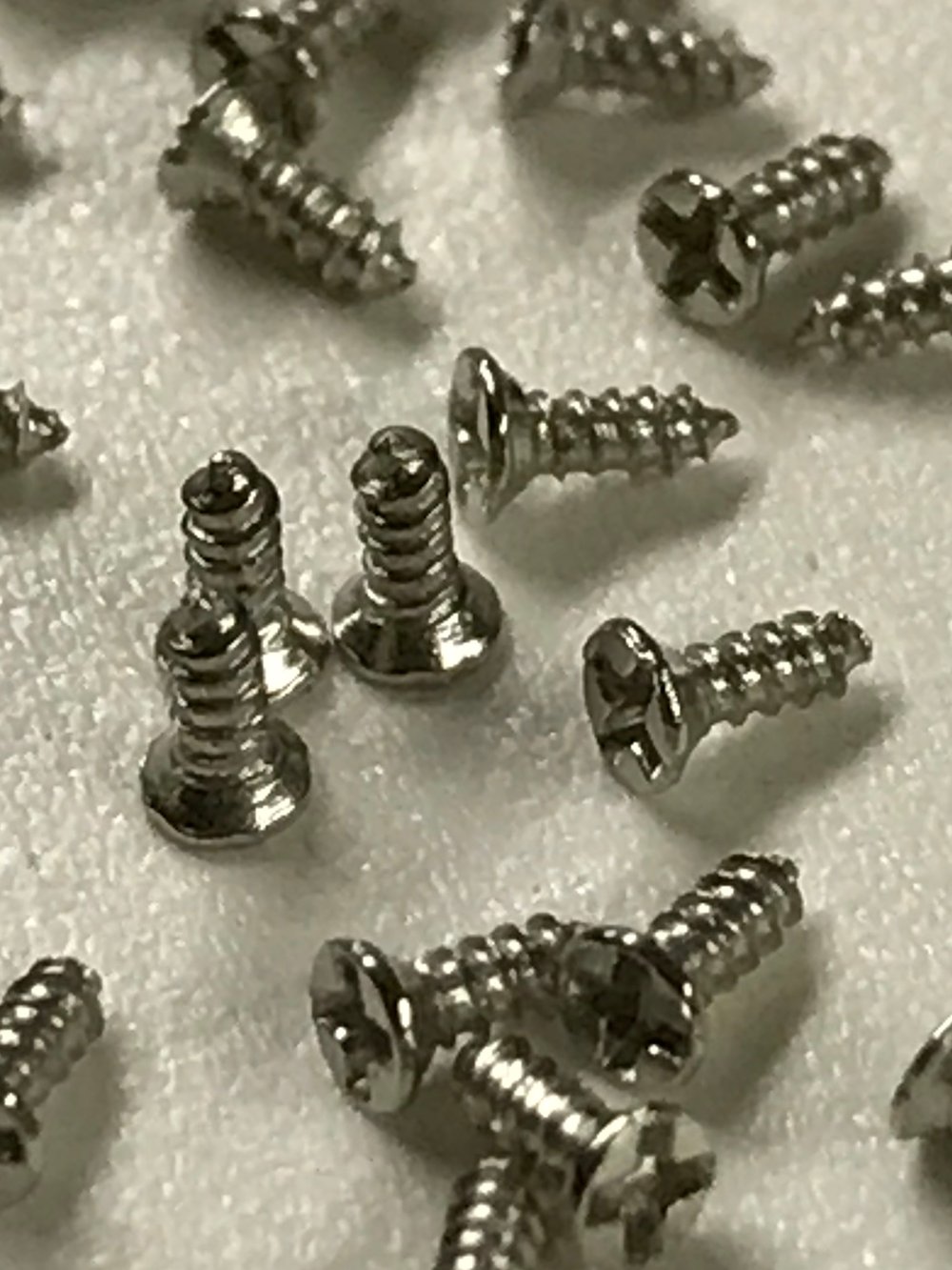 Board rail screw packs