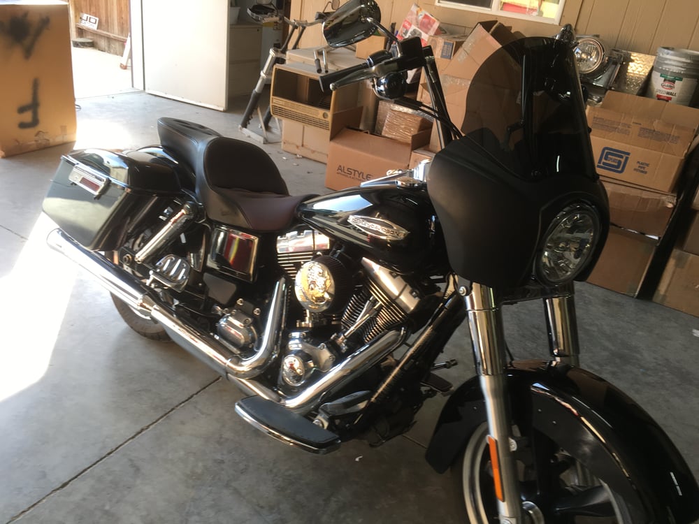 Image of Dyna Switchbag - FXDXT Fairing Kit