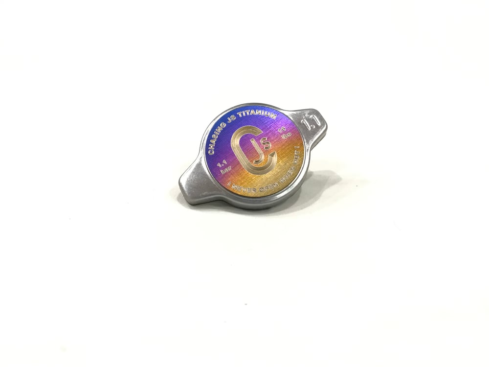 Chasing JS Type 2 Radiator Cap 1.1 Bar (Titanium)