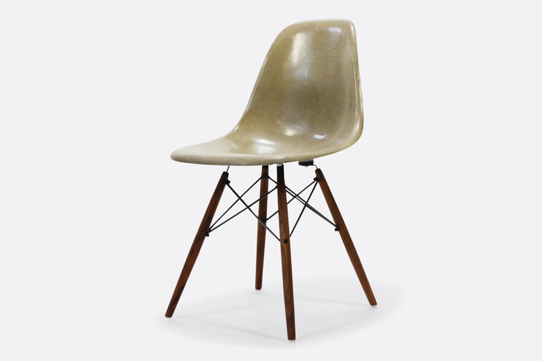 Image of Vintage Eames Raw Umber Fiberglass Side Chair