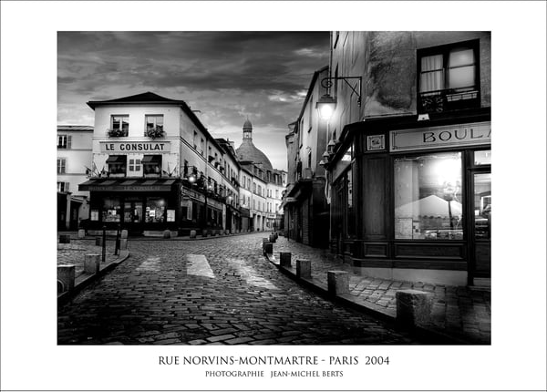Image of Rue Norvins, Paris