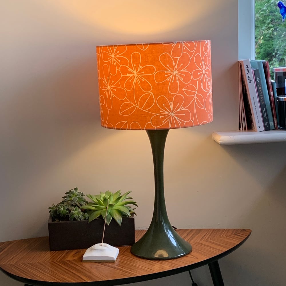 Image of Etched Flowers Melon Shade