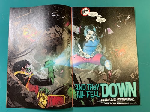 Image of TEEN TITANS #24 double-page spread 02-03