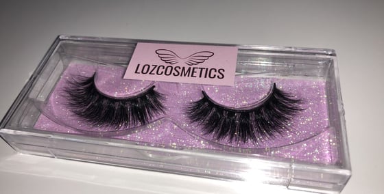 Image of 'All Hail' Luxury Lashes 