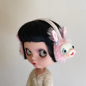 Image of Twin Bunny Heads Ear Muffs for Neo Blythe in Pink