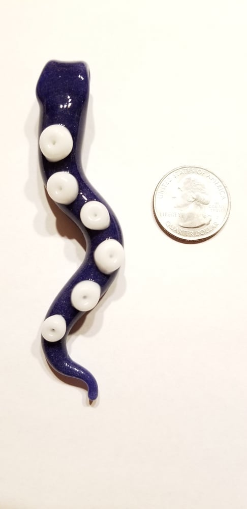 Image of Tentacle pendant - blue blizzard