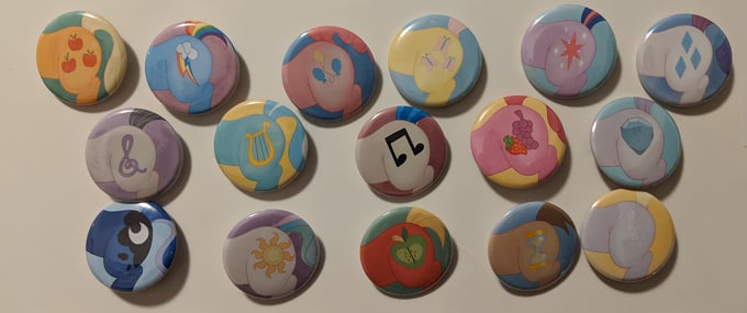 Image of Buttons - Butts