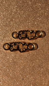 GOLD LACE LOCKS
