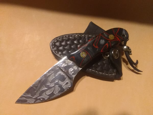 Image of knife 12