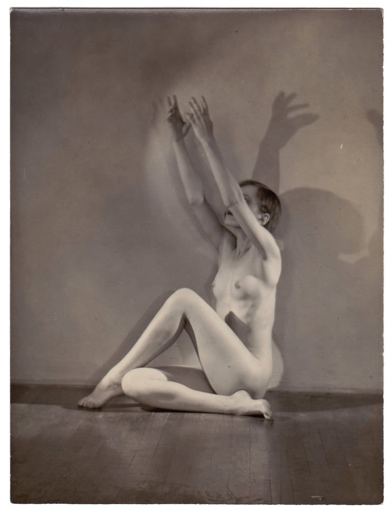 Image of Anonymous: nude female dancer with nice shadow, ca. 1925