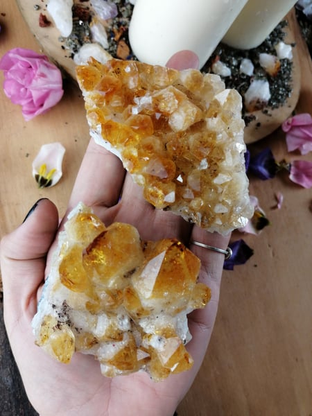 Image of Large Citrine Rough Specimen 