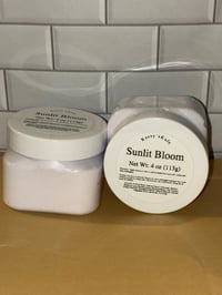 Sunlit Bloom Scoop