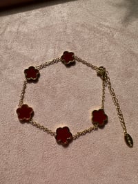 Image 7 of Flower bracet  花朵手链