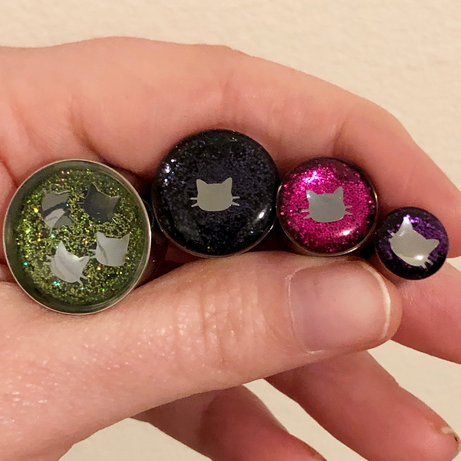 Image of Kitty Glitter Plugs (sizes 0g-2")