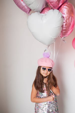 Image of Small Heart Pom Beret - Contrast Colors