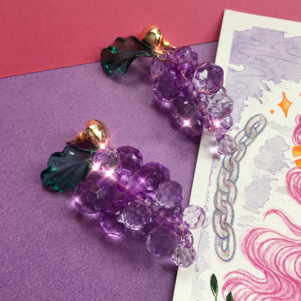 Image of GEMS OF GRAPES EARRINGS