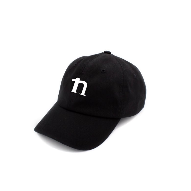 Image of Black niveau cap 