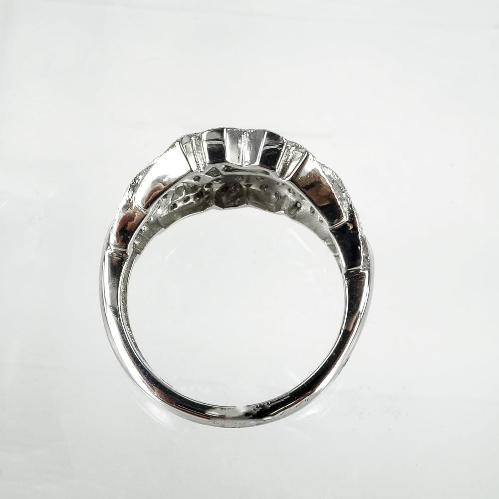 Image of PJ5013 - 18ct white gold antique style diamond engagement ring 