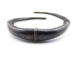 Image of Single Black Double Tapered Bangle Bracelet 02