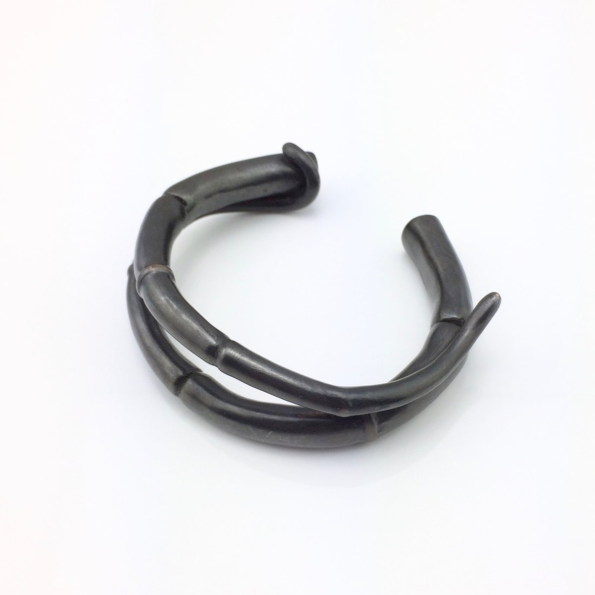 Image of Black Double Tendril Cuff Bracelet 02