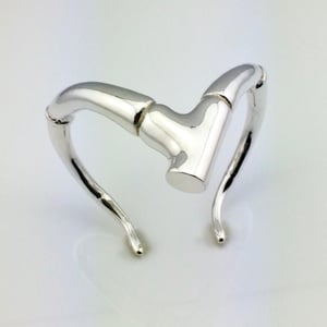 Image of SILVER TENDRIL BRANCH CUFF BRACELET 01