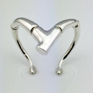 Image of SILVER TENDRIL BRANCH CUFF BRACELET 01