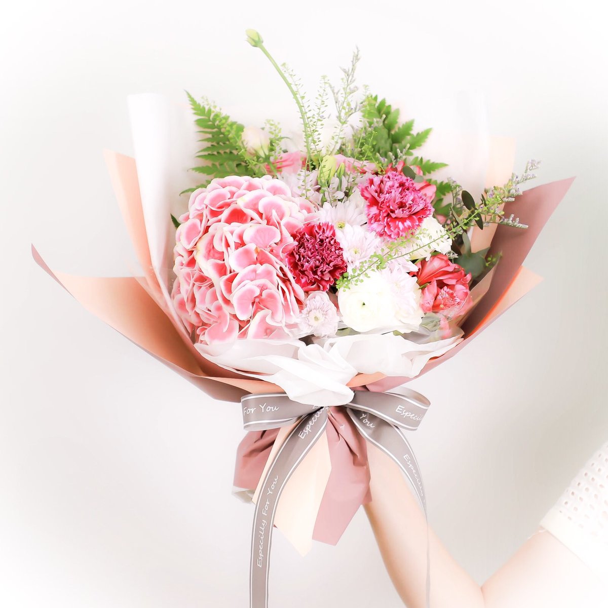 Image of 35cm Flower Tea Bouquet 