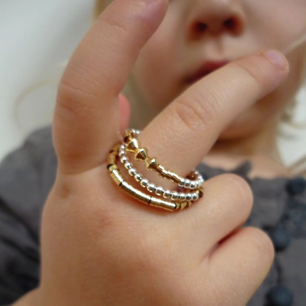 Image of BAGUE "KARIKA I"