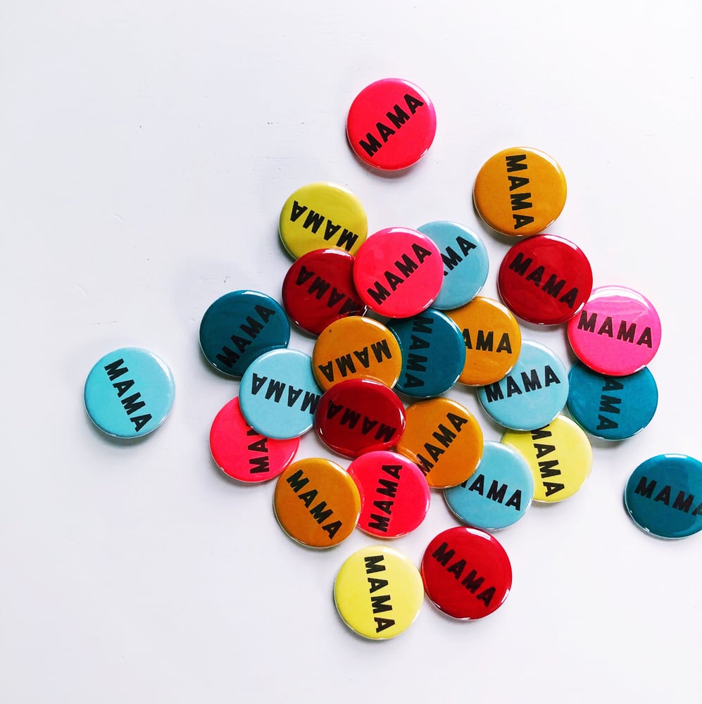 Image of MAMA BUTTON