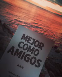 Mejor como amigos (Versión Física-Firmada)