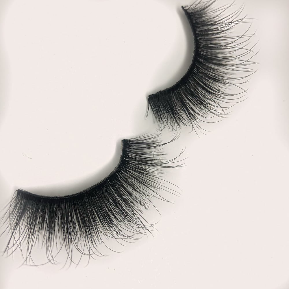 Image of XOXO mink Lashes