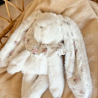 Image 4 of LAPIN TOUT DOUX XL ROMANTIQUE 