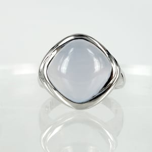 Image of Sterling silver cocktail ring set with a lilac quartz stone 