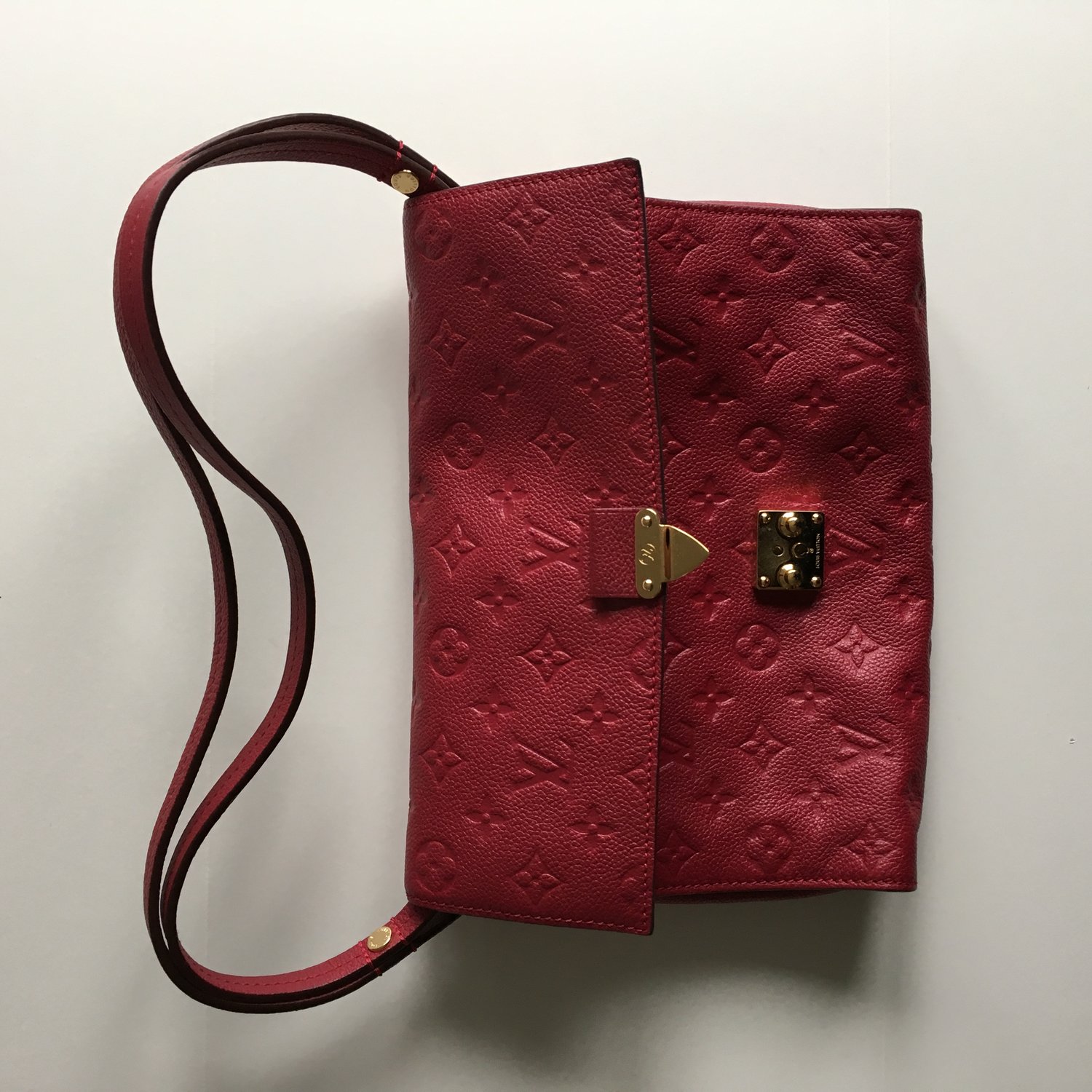 Image of LOUIS VUITTON MONOGRAM EMPRIENT AURORE CLUTCH