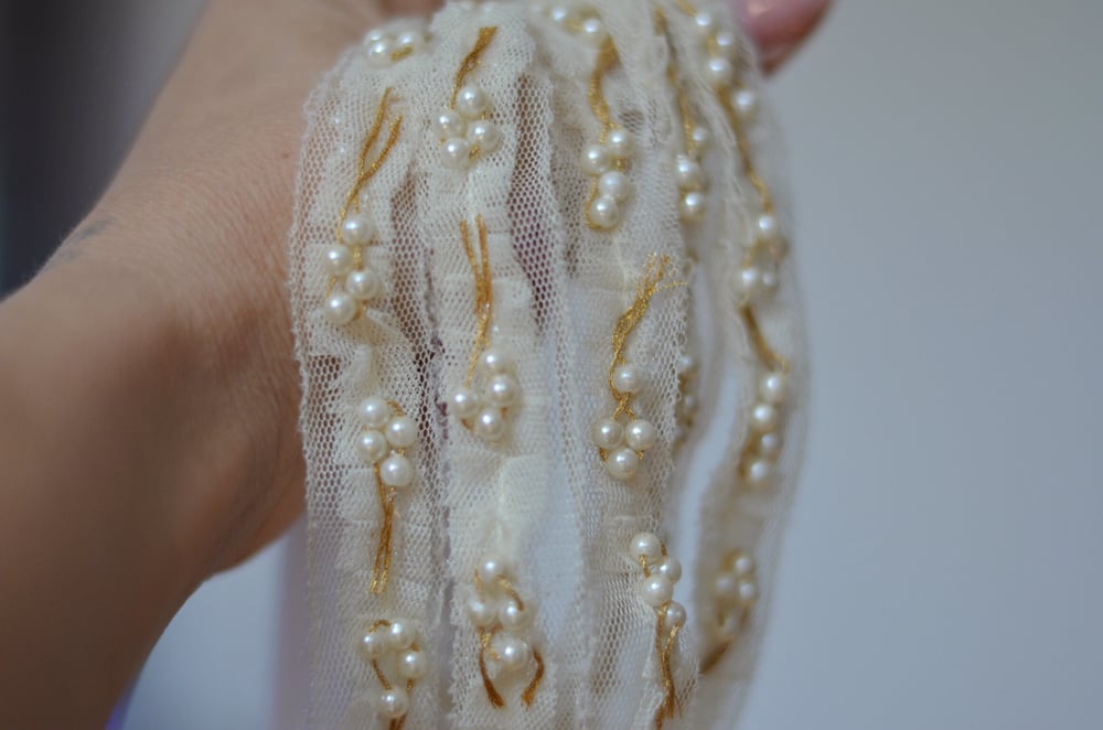 Image of Tulle and pearls headband 
