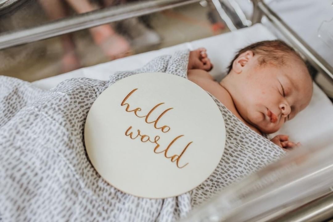 Image of hello world 15cm announcement plaque 