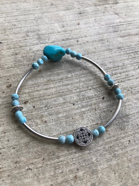 Image of Dainty turquoise 