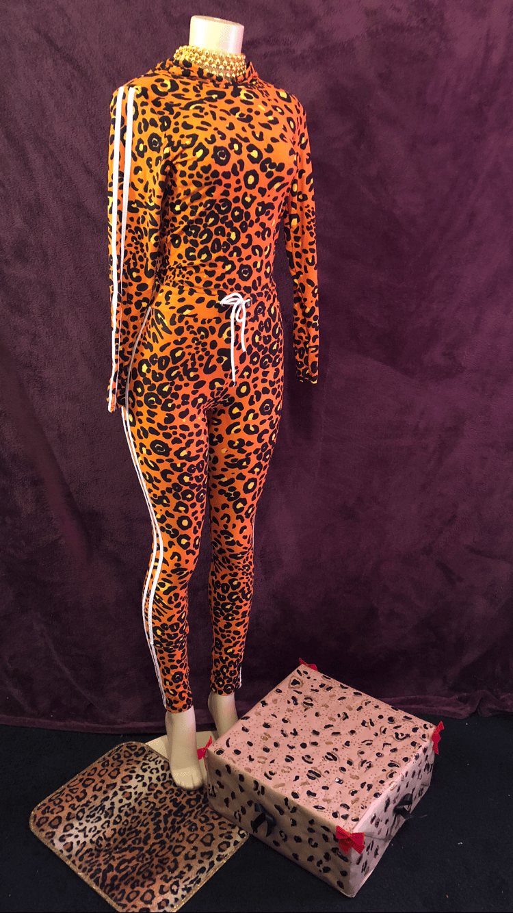 Image of Original cheetah lounge set
